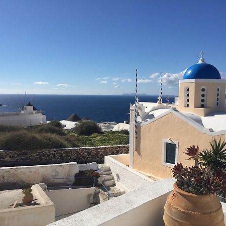 Christos Apartments Oia Екстер'єр фото