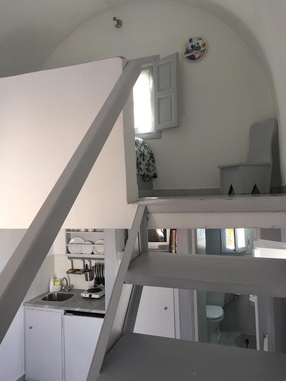 Christos Apartments Oia Екстер'єр фото