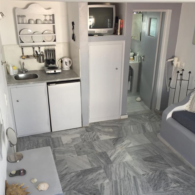 Christos Apartments Oia Екстер'єр фото