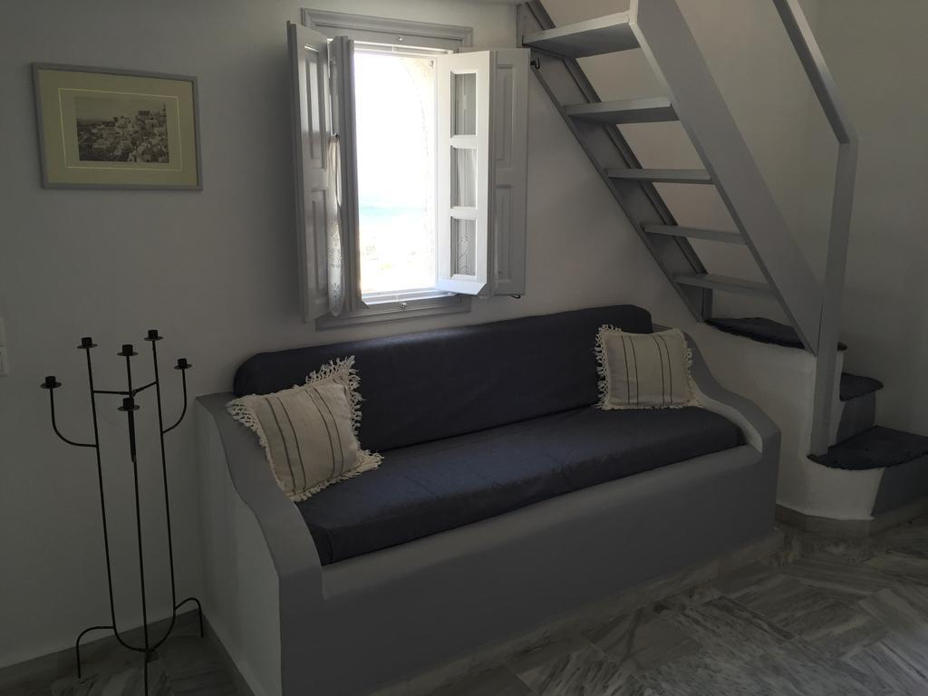 Christos Apartments Oia Екстер'єр фото