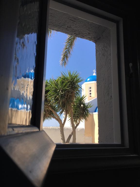Christos Apartments Oia Екстер'єр фото
