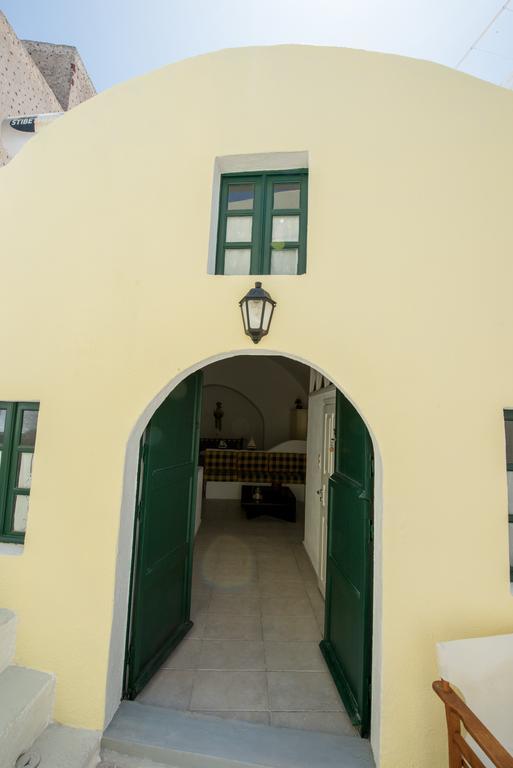 Christos Apartments Oia Екстер'єр фото