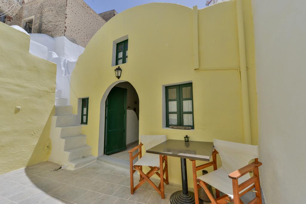 Christos Apartments Oia Екстер'єр фото